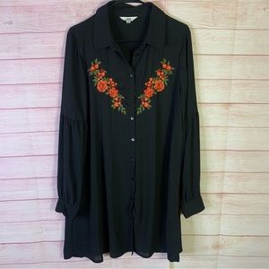 Jack By BB Dakota Embroidered Button Up Shirt‎ Dress Size Large